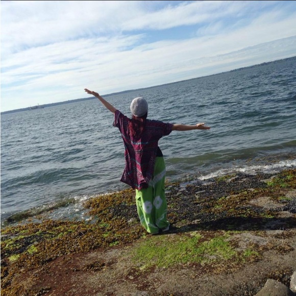 Meet your Posher, Alysse - Picture 1 of 1